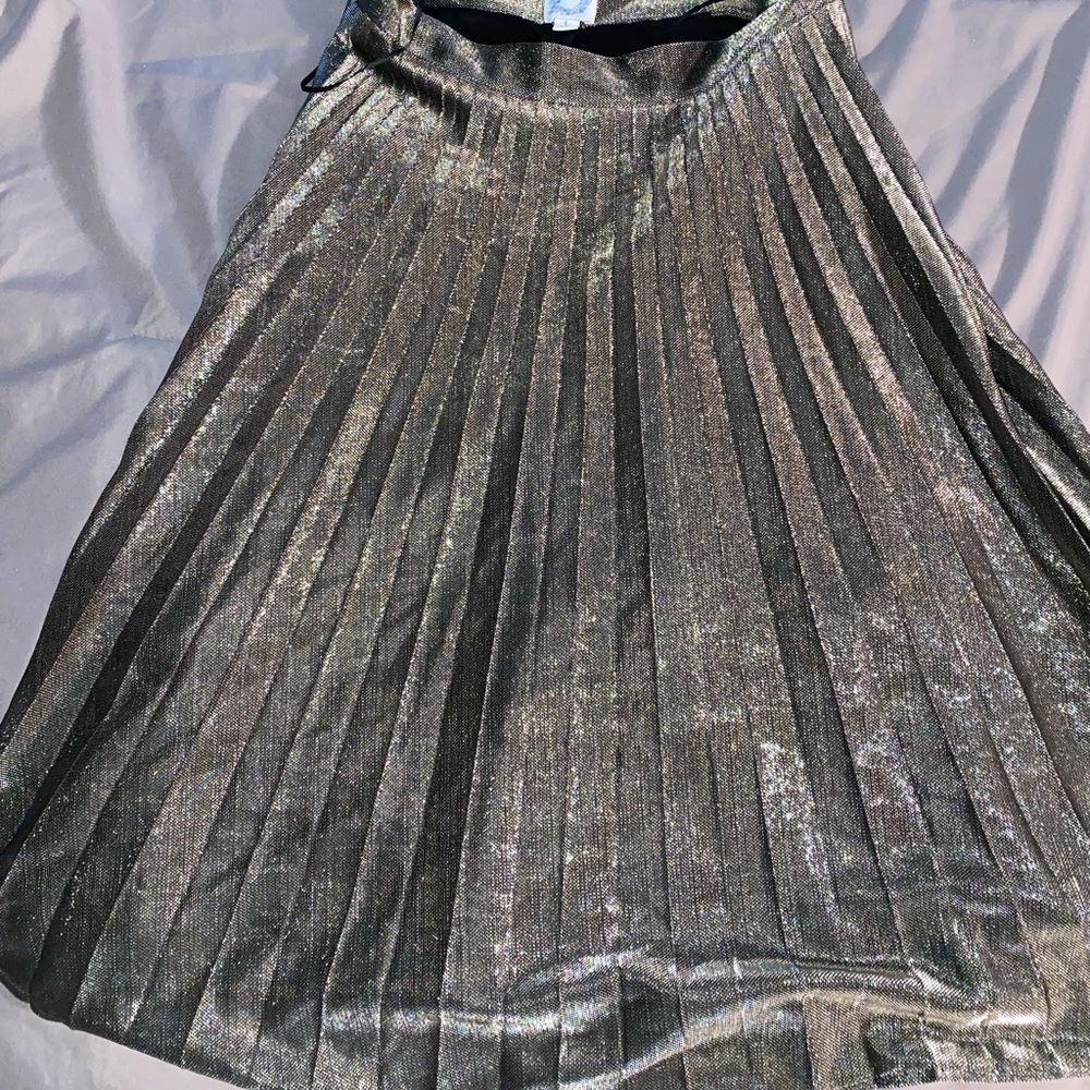 Pleated skirt